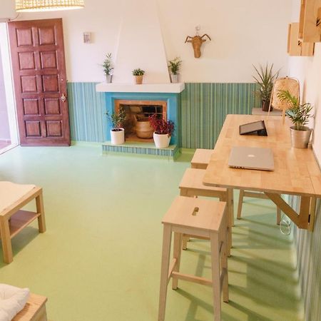 Hospedium Hostel Republica Surf House Ericeira Extérieur photo